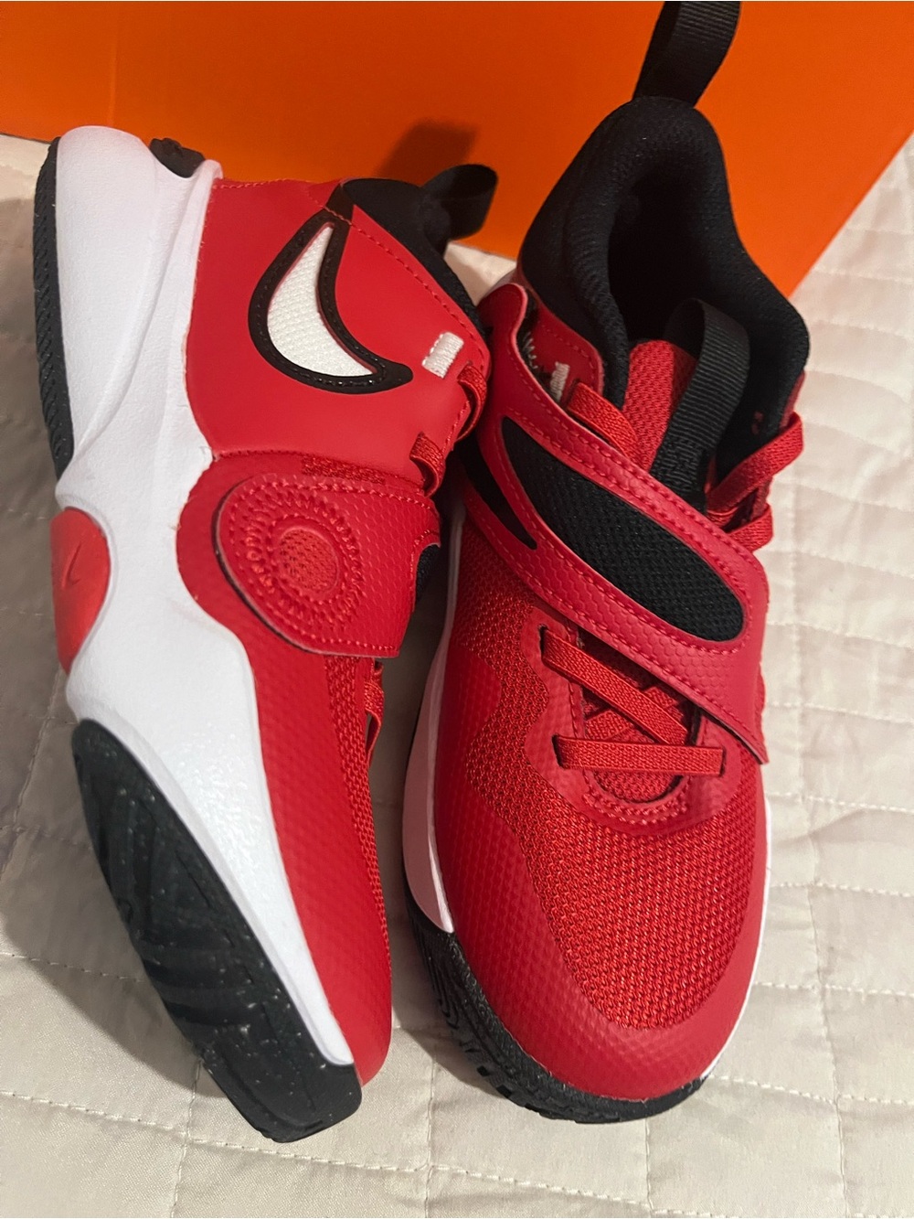 Nike Team Hustle D 11 Boys (RED/ Black-White) (Size 13cLittle Kid
)DV8994-602